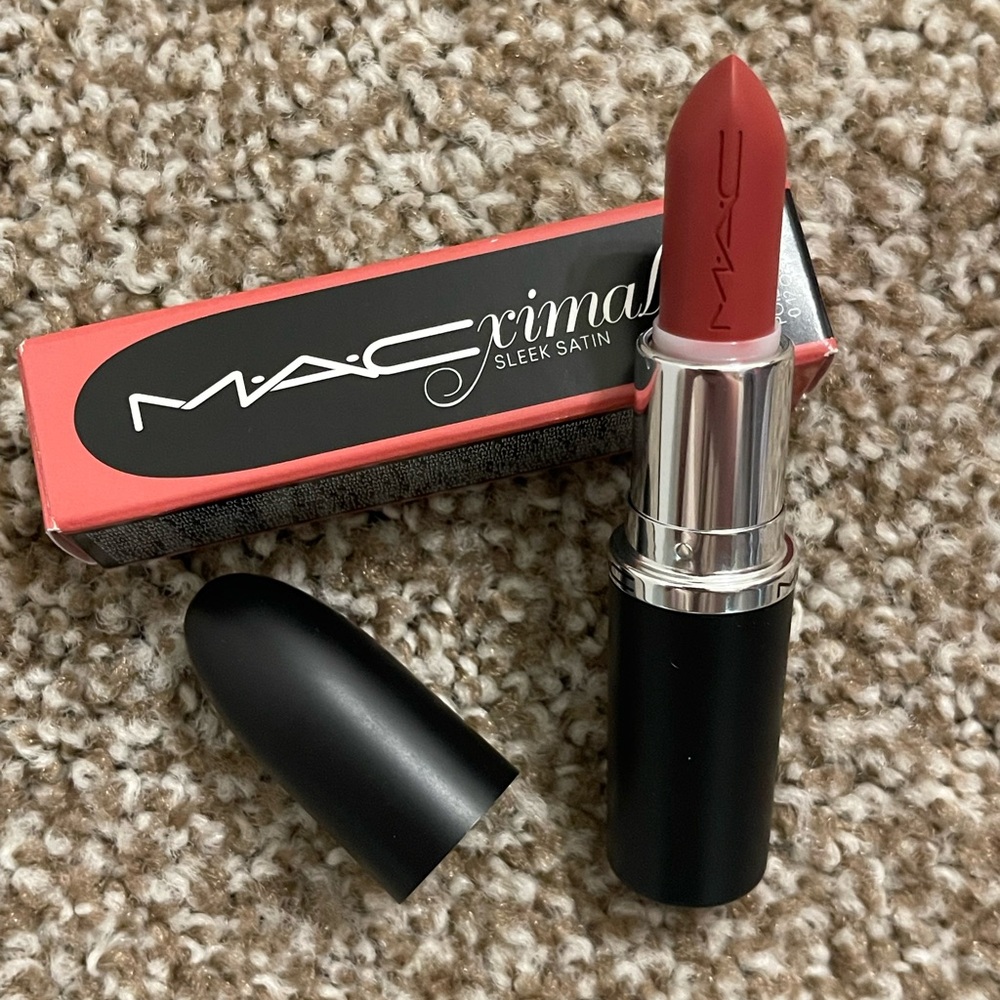 MACxinal Cosmetics Sleek Satin Lipstick - Dusty Rose Red